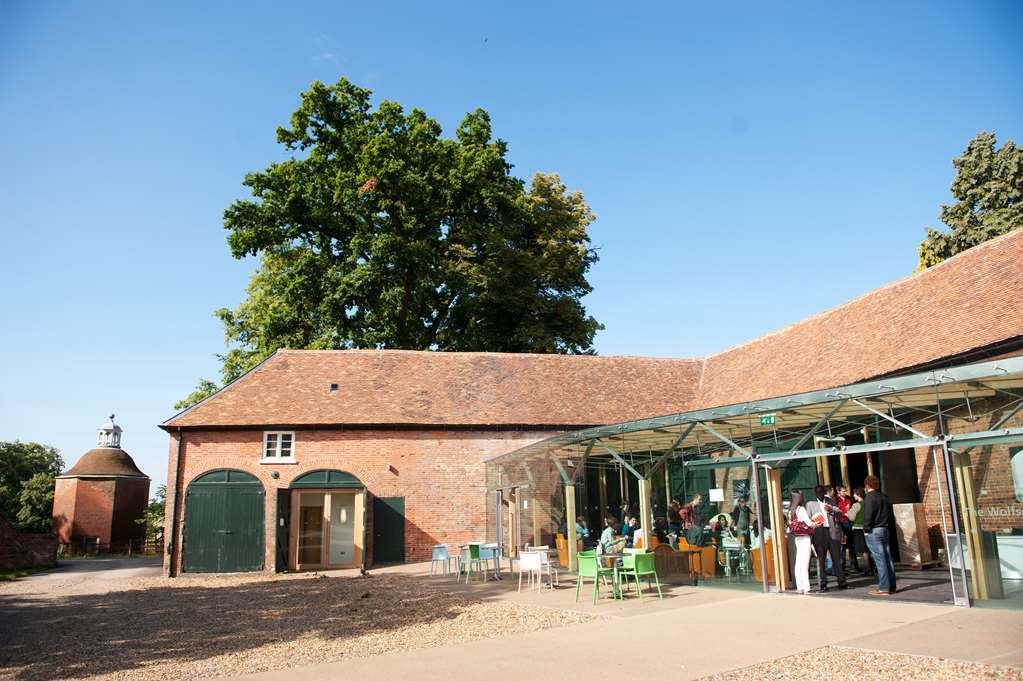 Chicheley Hall Exterior foto