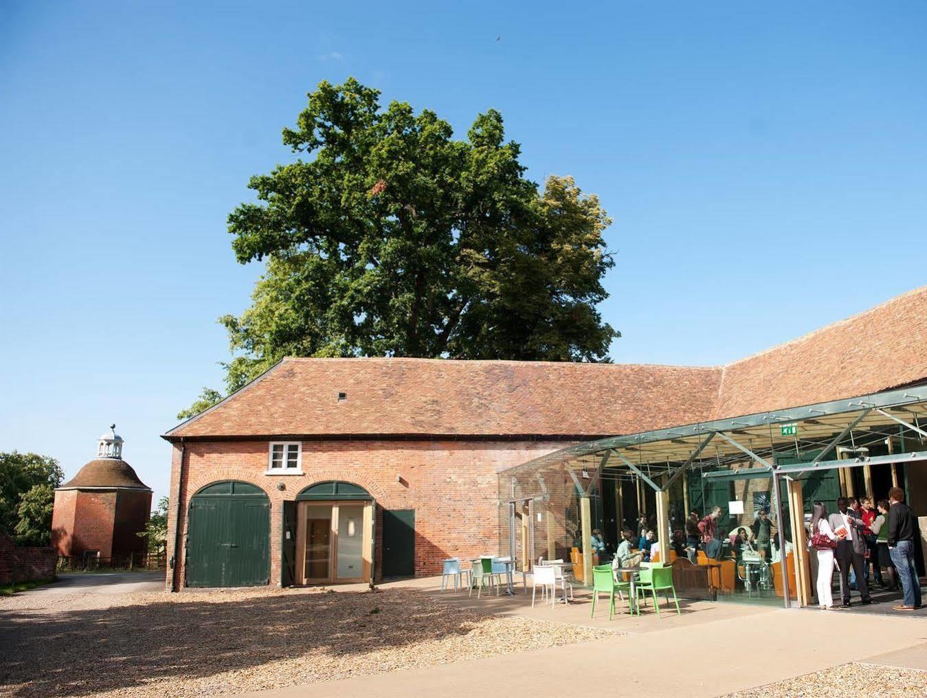 Chicheley Hall Exterior foto